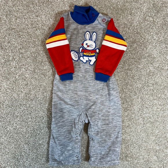 Vintage Carters 12 Months Baby Romper Jumpsuit Rabbit Football Applique USA Made - Picture 1 of 6